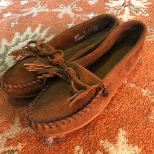 Minnetonka Brown Suede Moccasins